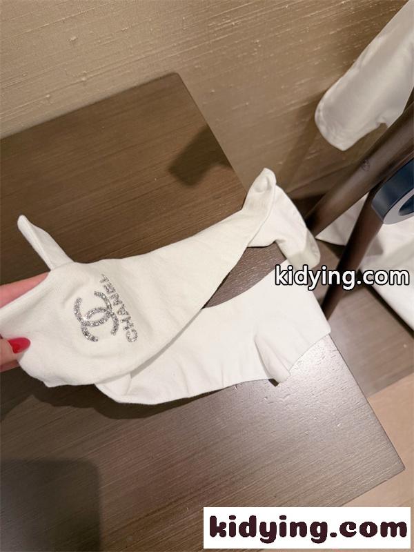CHANEL 半袖Tシャツ 靴下 2点セット キラキラ フェミニン カジュアル シャネル コピー トレンド感-7