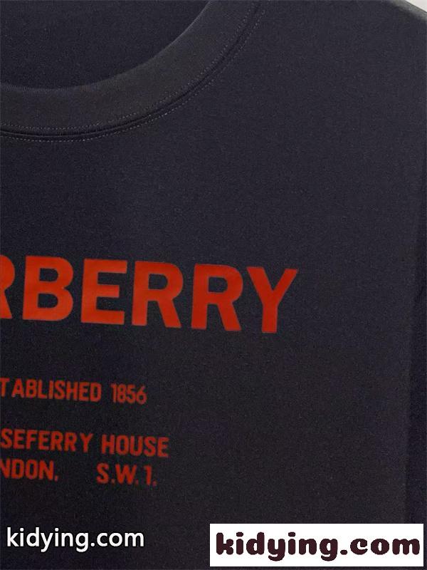 ホースフェリーロゴ レッドレタリング クルーネック 直感映え 2026 BURBERRY バーバリー コピー 半袖Tシャツ-8