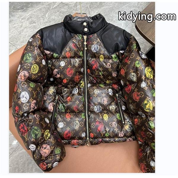 秋めいたコーデに仕上げる ダウンジャケット LOUIS VUITTON 簡単に秋冬の季節感をアップルイ ヴィトン_ルイ ヴィトン LOUIS VUITTON_ブランド コピー 激安(日本最大級)-0