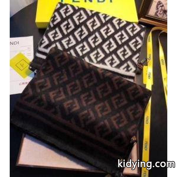 フェンディ最落なし! 希少!2018年度 FENDI 2色可選 数量限定特別価格ロングマフラー_フェンディ FENDI_ブランド コピー 激安(日本最大級)-0