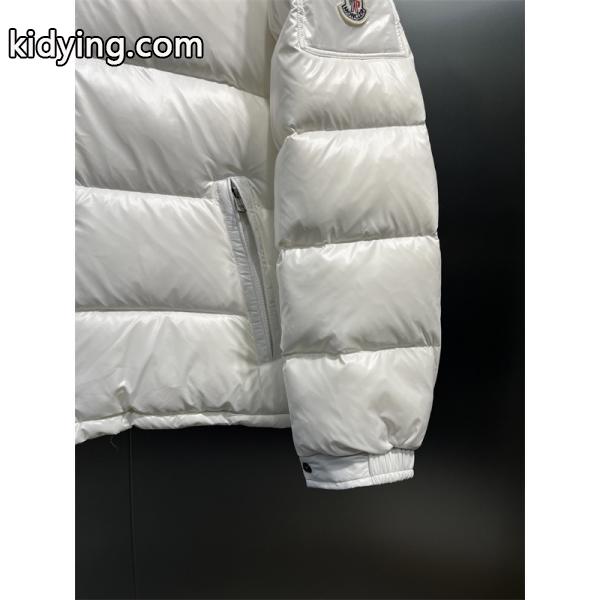 希少 スノーホワイト 三色ディテール トレンド モンクレール 偽物 Moncler 高品質 ダウンジャケット-7