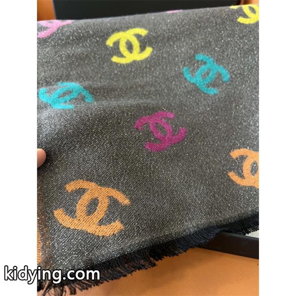 CHANEL（シャネル）2025年冬新作 ラグジュアリー カシミヤ混マルチカラー ロゴ ジャカード大判ストール / レディース＆ユニセックス-6