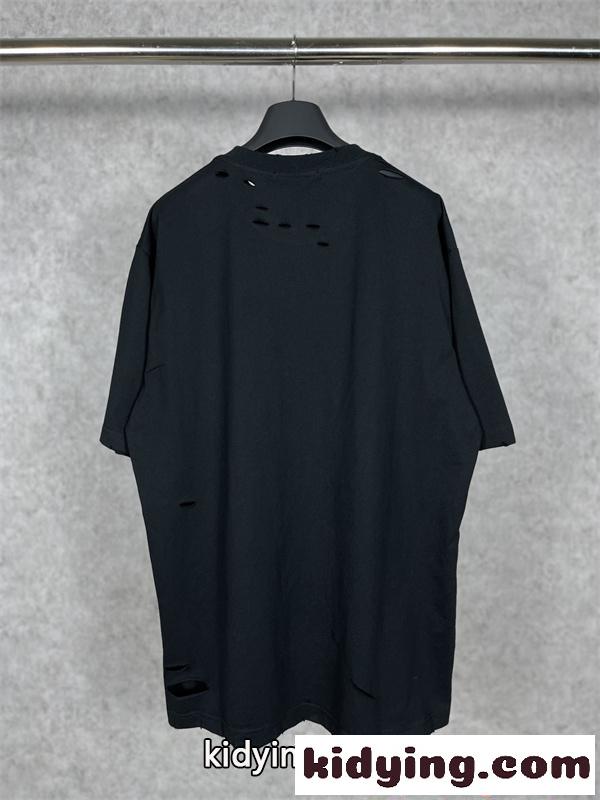 バレンシアガ コピー Balenciaga 651795 半袖Tシャツ ブラック ダメージ加工 ロゴプリント オーバーサイズ クラッシュデザイン ストリート系 メンズ-4