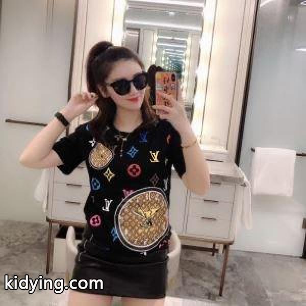 多色可選 ルイ ヴィトン 人の心をくすぐる柄が素敵 LOUIS VUITTON 日々のコーデをトレンドに 半袖Tシャツ_ルイ ヴィトン LOUIS VUITTON_ブランド コピー 激安(日本最大級)-2