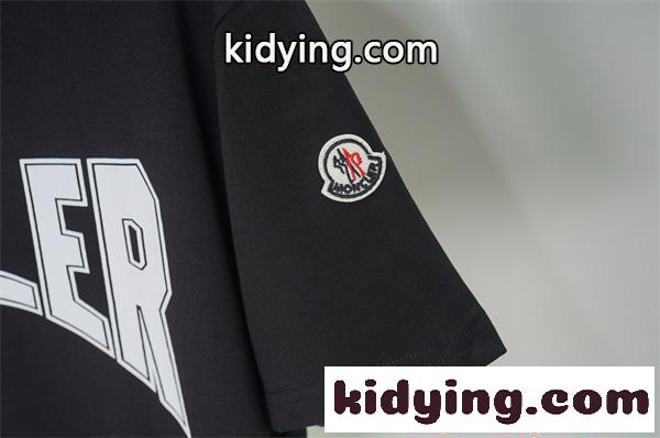 2026新作 急上昇 半袖Tシャツ MONCLER モンクレール コピー クルーネック 柔軟生地 ストリート-4