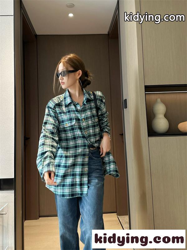 新潮注目 グリーンチェック柄 CELINE セリーヌ コピー ヴィンテージ レディース 長袖シャツ-2