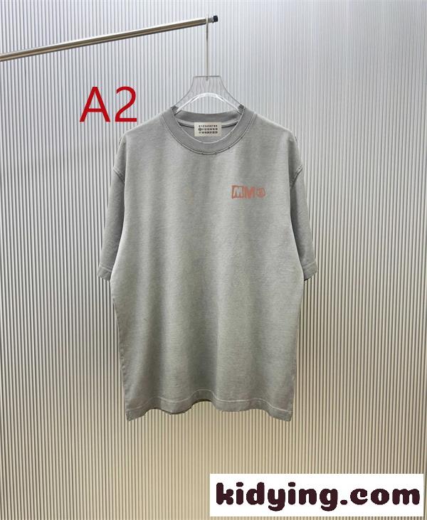 ワンポイントロゴ ニュートラルカラー リラックススタイル MAISON MARGIELA メゾンマルジェラ コピー コットンTシャツ 日常コーデ-1