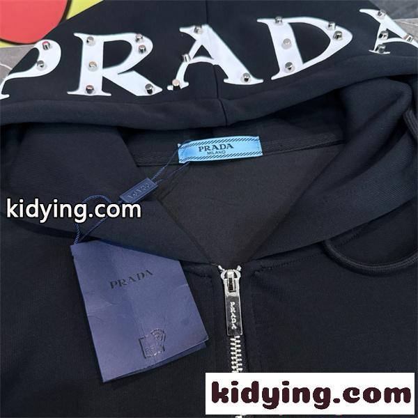 争奪人気 上質ミニマル 快適フーディー PRADA プラダ コピー ジップパーカー-6