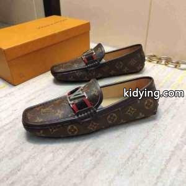 秋冬ファッションの決め手 ローファー ルイ ヴィトン この冬欲しいスタイル LOUIS VUITTON 冬の最旬コーデに仕上げる_ルイ ヴィトン LOUIS VUITTON_ブランド コピー 激安(日本最大級)-0