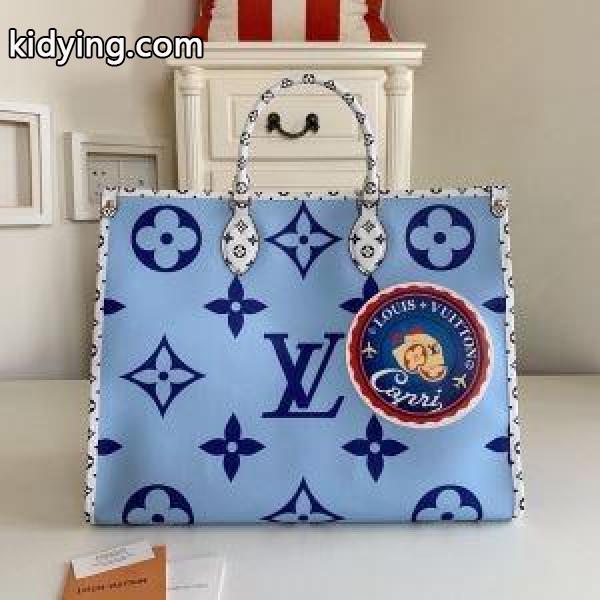 ルイ ヴィトン LOUIS VUITTON ハンドバッグ ふんわりまとって暖かお洒落 2019秋冬におしゃれな着こなし_ルイ ヴィトン LOUIS VUITTON_ブランド コピー 激安(日本最大級)-0