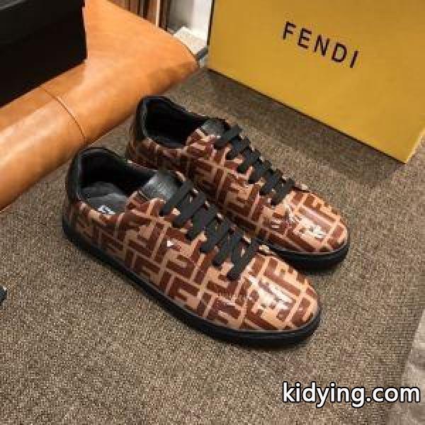 春夏大活躍人気アイテム FENDI フェンディ カジュアルシューズ 3色可選 人気のブランドのアイテム2019_フェンディ FENDI_ブランド コピー 激安(日本最大級)-2