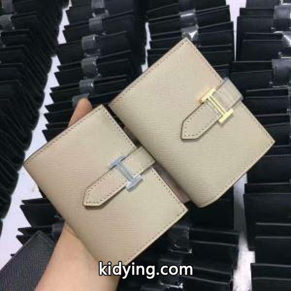 大歓迎な専門店二つ折り財布 4色可選 エルメス HERMES 2017春夏 最安値に挑戦_エルメス HERMES_ブランド コピー 激安(日本最大級)-4