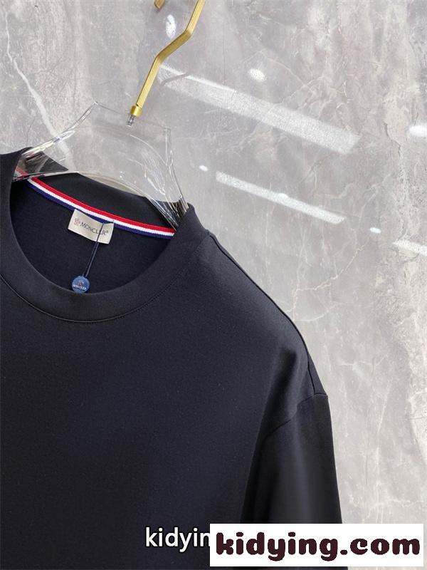 グラフィティ風ロゴ MONCLER モンクレール コピー 半袖Tシャツ ドリッピングプリント コーデ映え ホットセレクト-2