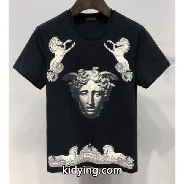 ヴェルサーチ コピー VERSACE 超激得 人気定番 プリント Tシャツ コーデしやすい 大活躍 ブラック、ホワイト-1