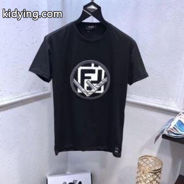 半袖Tシャツ 気になるアイテム人気フェンディ 【2019年春夏】人気ブランドの最新 FENDI 強くおすすめしたい 3色可選 春夏新作も続々登場!_フェンディ FENDI_ブランド コピー 激安(日本最大級)-0