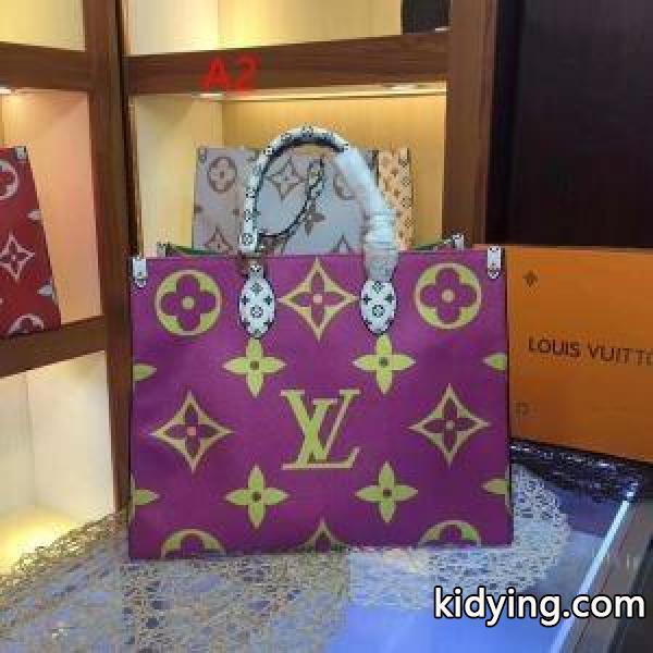 高く注目されたトレンド新作 ルイ ヴィトン louis vuitton オンザゴー トートバッグ スーパーコピー 激安 日常-1