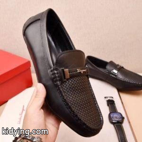個性的なアイテム 数量限定特売品 FERRAGAMO サルヴァトーレフェラガモ カジュアルシューズ 数量限定特別価格_フェラガモ FERRAGAMO_ブランド コピー 激安(日本最大級)-0
