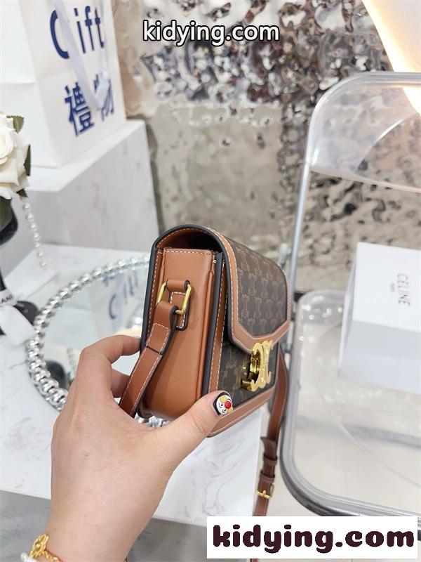 CELINE セリーヌ コピー 人気新作 クラシック ショルダーバッグ レディース 上品-5
