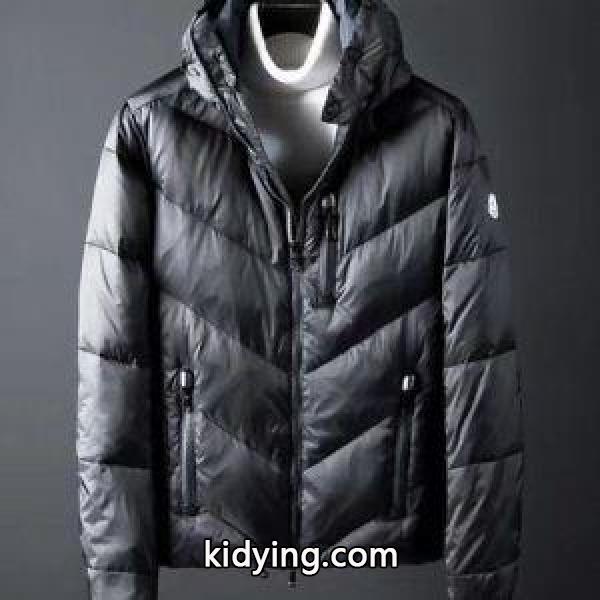今季秋冬トレンドスタイル 綺麗なシルエットライン MONCLER モンクレール ダウンジャケット 激安 軽量フィット感 ブラック、ベイビー-0