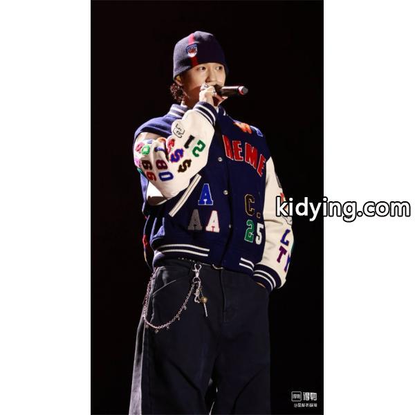ネイビー×ホワイト 2025秋冬 カラフルロゴ Supreme シュプリーム 偽物 スタジャン-2