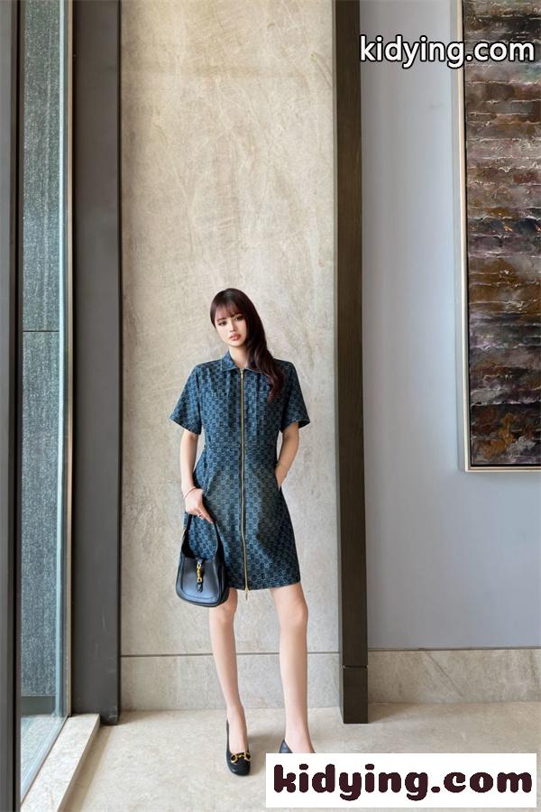 デニムモノグラム フロントジップデザイン きれいめスタイル フレンチムード GUCCI グッチ コピー ワンピース-3