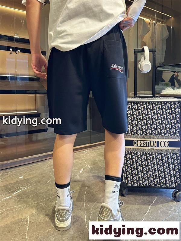バレンシアガ コピー ハーフパンツ BALENCIAGA プリント スポーティー インパクト おしゃれ 夏コーデ-2