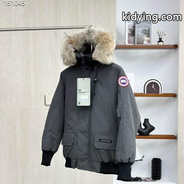 カナダグース Canada Goose オフホワイト 2025秋冬 エレガントファー ダウンジャケット コピー-0