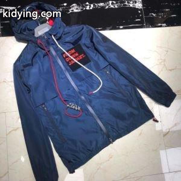 モンクレール MONCLER ブルゾン 3色可選 2019年秋冬最新のトレンド 秋冬トレンドを取り入れたコーデを楽しむ_モンクレール MONCLER_ブランド コピー 激安(日本最大級)-2