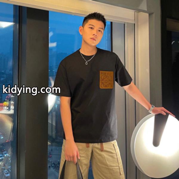 激安価額で優秀半袖をGET! LOEWE ロエベ コピー tシャツ 2色展開 丸首 無地のデザインで大人気-0