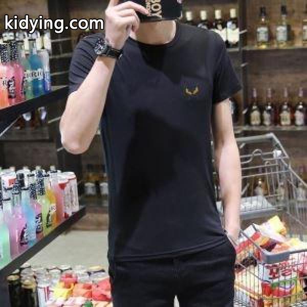 2019春夏の必須アイテム 半袖Tシャツ フェンディ FENDI セレブが今シーズン手に入れ_フェンディ FENDI_ブランド コピー 激安(日本最大級)-0