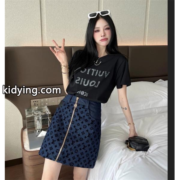 LOUIS VUITTON ルイ ヴィトン セットアップコピーレディース用 コレクションに新着 春夏新作も続々登場!__ブランド コピー 激安(日本最大級)-0
