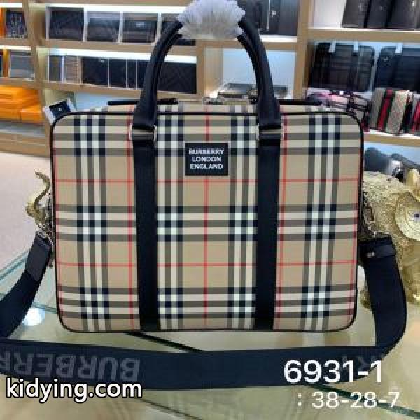 バーバリー日本未入荷カラー  BURBERRY 上品に着こなせ メンズ ショルダーバッグ  注目を集めてる_バーバリー メンズバッグ_バッグ メンズ_スーパーコピーブランド激安通販 専門店-0