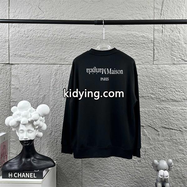 メゾンマルジェラ コピー パーカー バックロゴ 逆さ文字 デザイン Maison Margiela-2