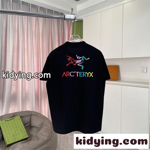 アークテリクス スーパーコピー ブラック ARCTERYX 刺繍 半袖Tシャツ 軽やか着心地 都会的洗練 デイリー-9