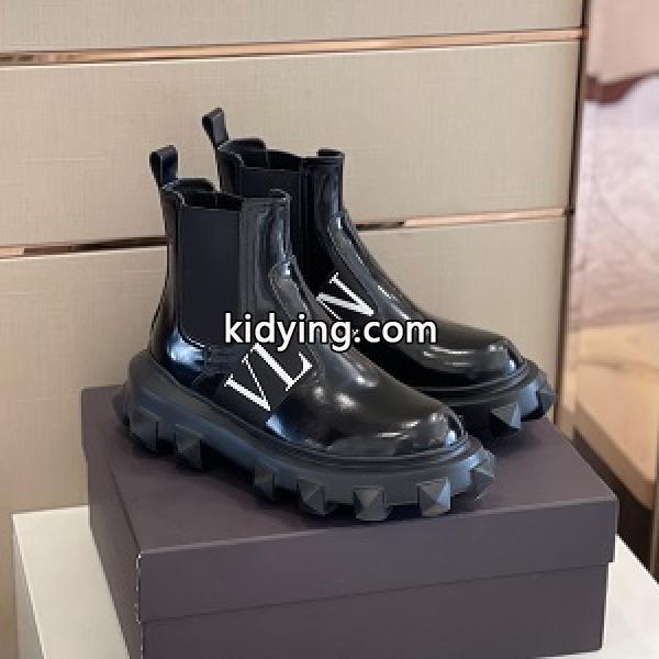 秋冬最新のトレンド 真冬には大注目 ヴァレンティノ　ブーツ VALENTINO ブーツ　ヴァレンティノ VALENTINO_ブランド コピー 激安(日本最大級)-0