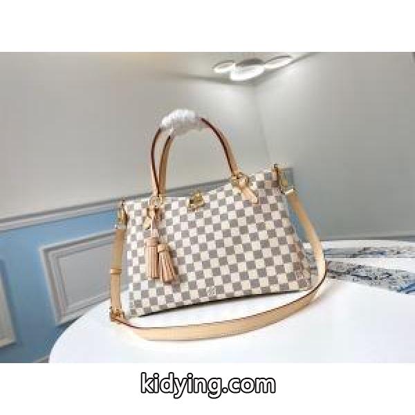 ルイ ヴィトン落ち着いたニュアンスコーデ LOUIS VUITTON 毎日のおでかけが楽しむ レディースバッグ_ルイ ヴィトン LOUIS VUITTON_ブランド コピー 激安(日本最大級)-0