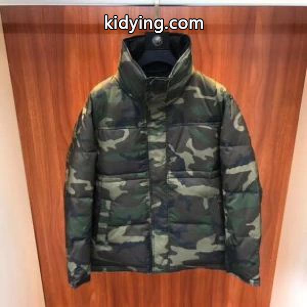 SUPREME シュプリーム 秋のお出かけに最  絶妙な新商品 定番品質保証 人目を引く存在感_ダウンジャケット_メンズファッション_スーパーコピーブランド激安通販 専門店-0
