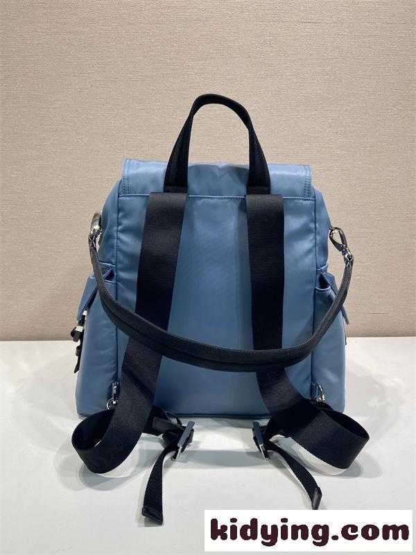 人気上昇中☆☆PRADAプラダリュックサックコピー2VZ118高級感大容量旅行用-2