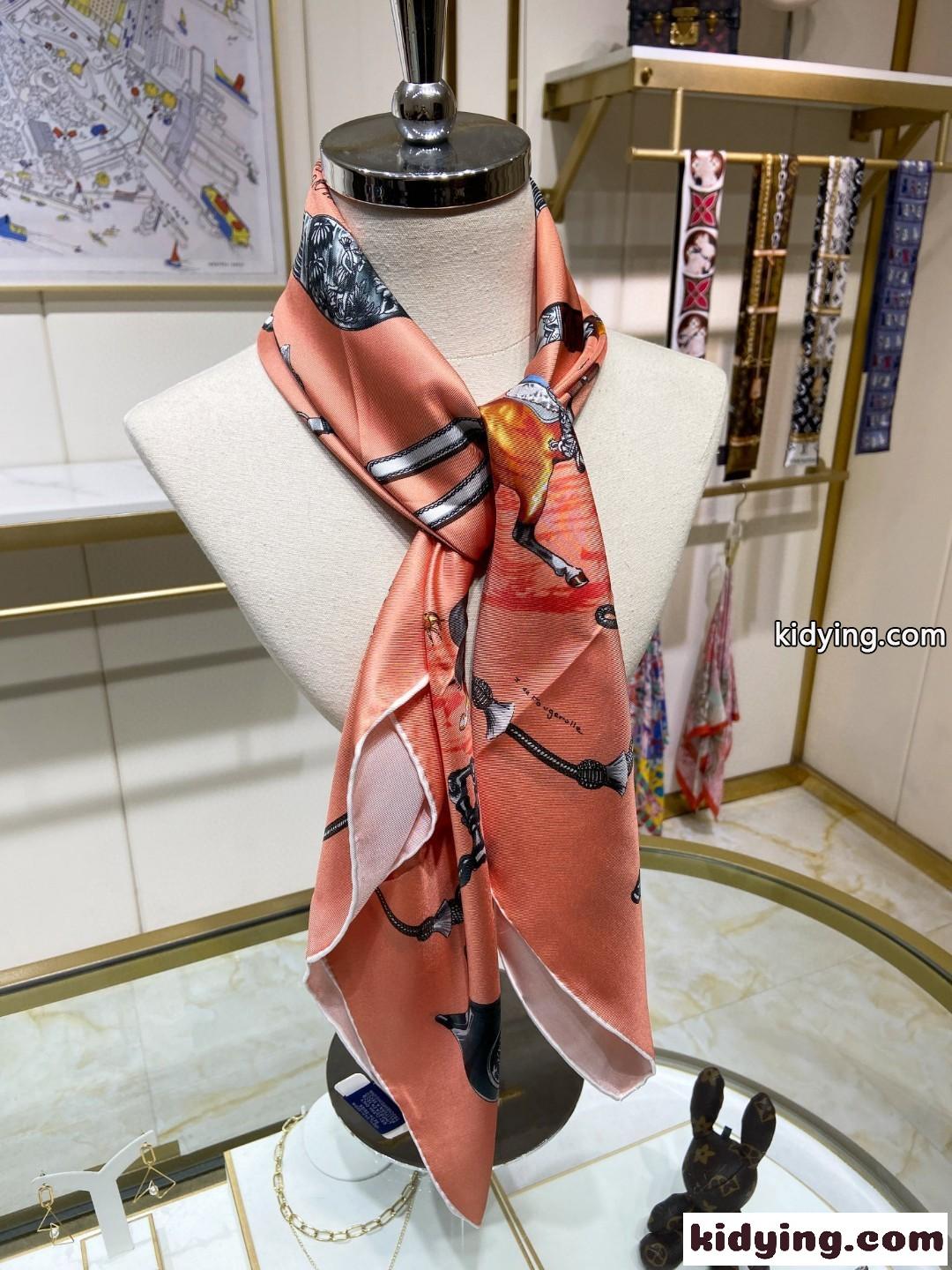 大人のお洒落 上品 パンパ Pampa エルメス スカーフ コピー プリント-4