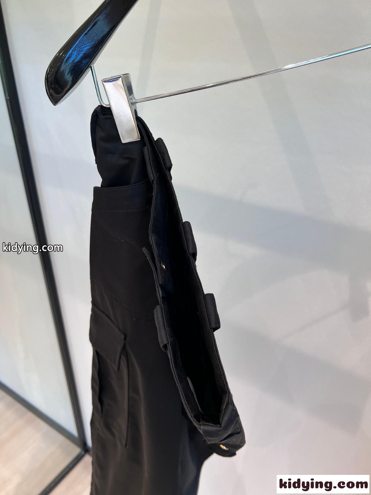 人気 おしゃれ カーゴパンツ セリーヌ パンツ コピー レディース-0