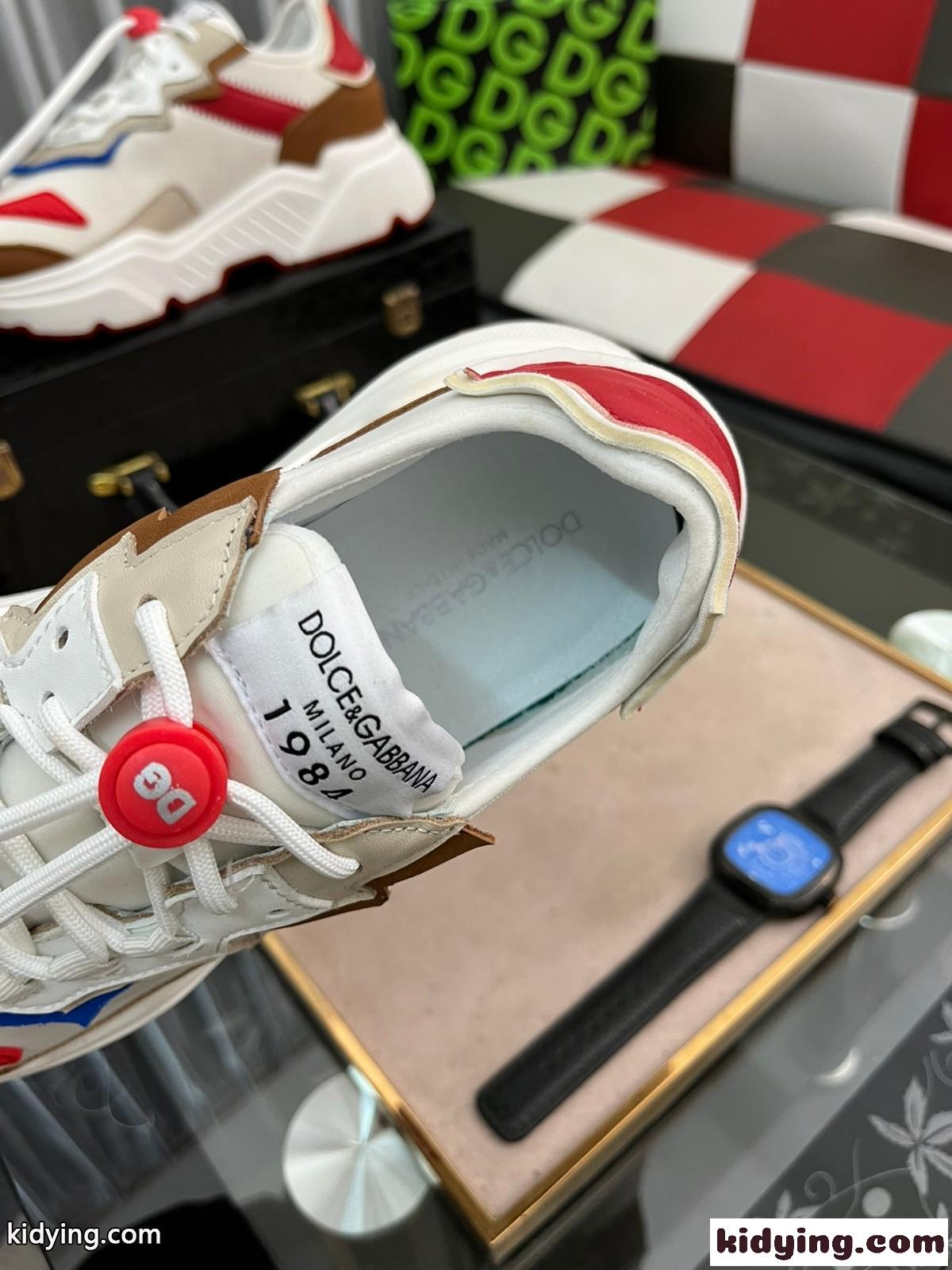 異素材 おしゃれ 軽量 歩きやすい ドルチェ&ガッバーナ スニーカー コピー 滑り止め コンフォート 靴-3
