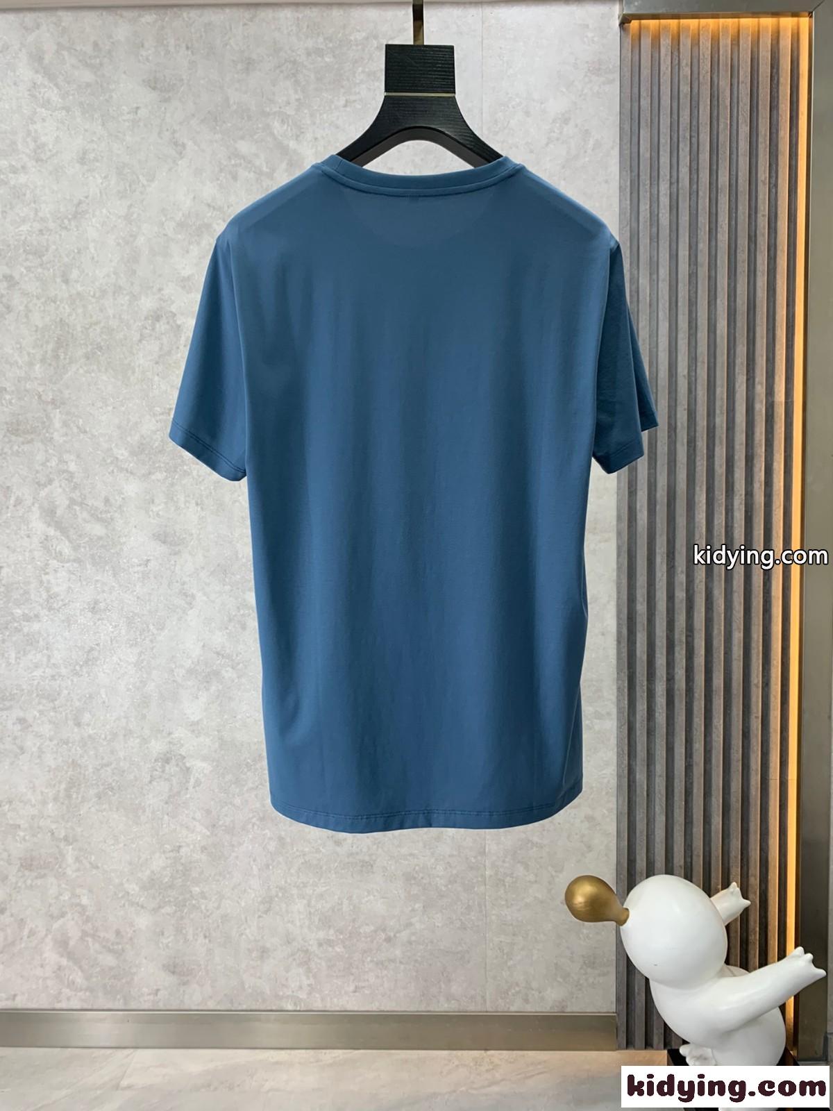 シンプル 着回し クルーネック 半袖Tシャツ サルヴァトーレ・フェラガモ Tシャツ コピー-1