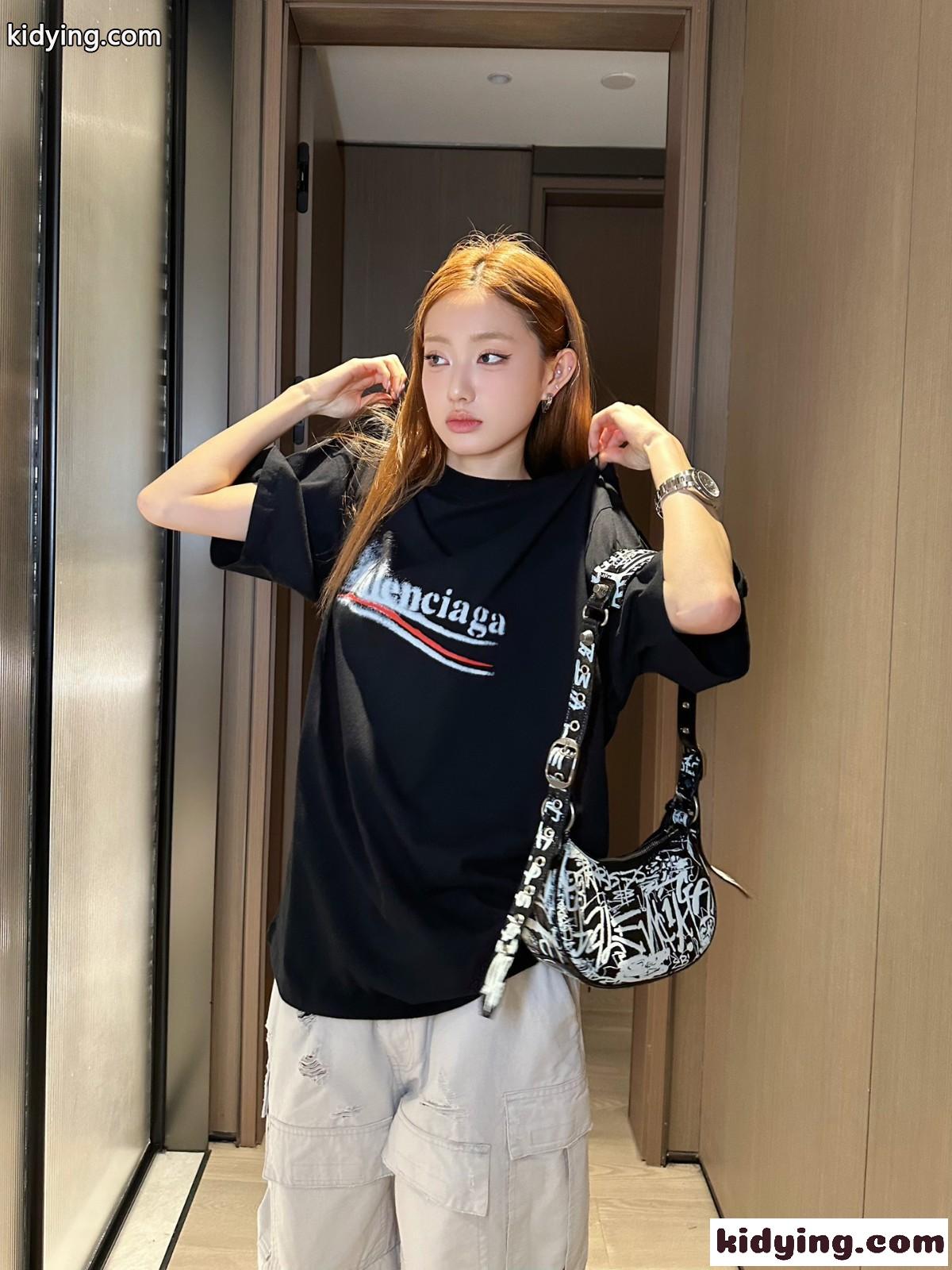 POLITICAL STENCIL 半袖Tシャツ ミディアムフィット バレンシアガ Tシャツ コピー ブラック-4