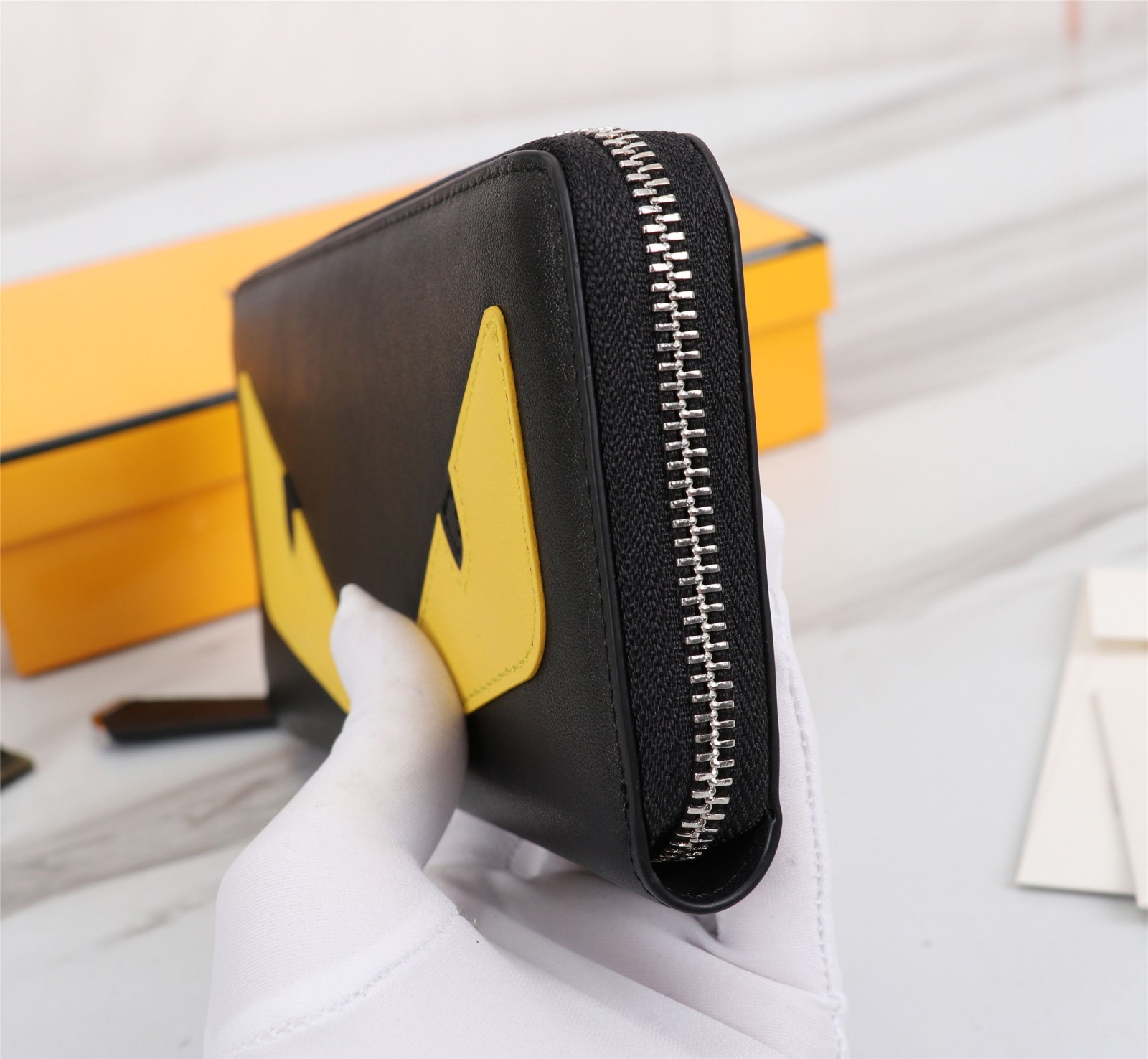 FENDI バグズアイ レザー 長財布 フェンディ 財布 コピー ウォレット-1