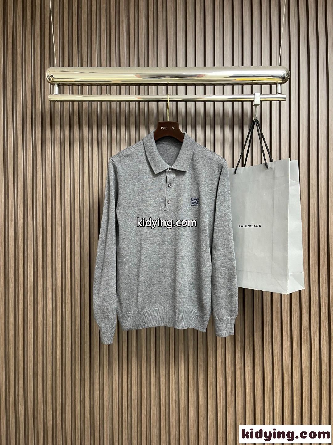 洗練された 上品 ウール ニットポロ ロエベ ニット コピー アナグラム刺繍 グレー-0