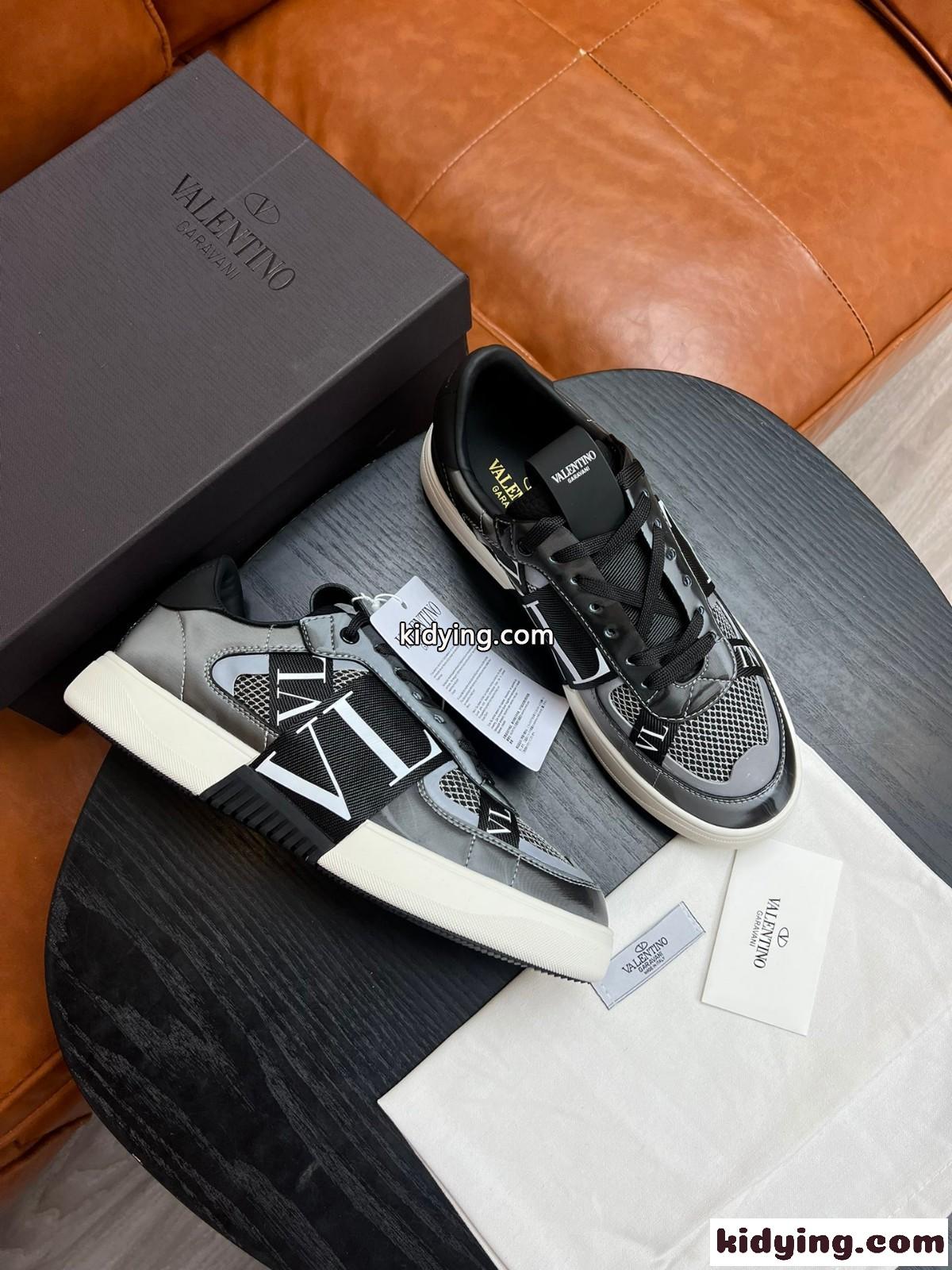 カジュアル 人気 ヴァレンティノ VLTN メッシュ＆レザー ロートップ スニーカー コピー メンズシューズ-1