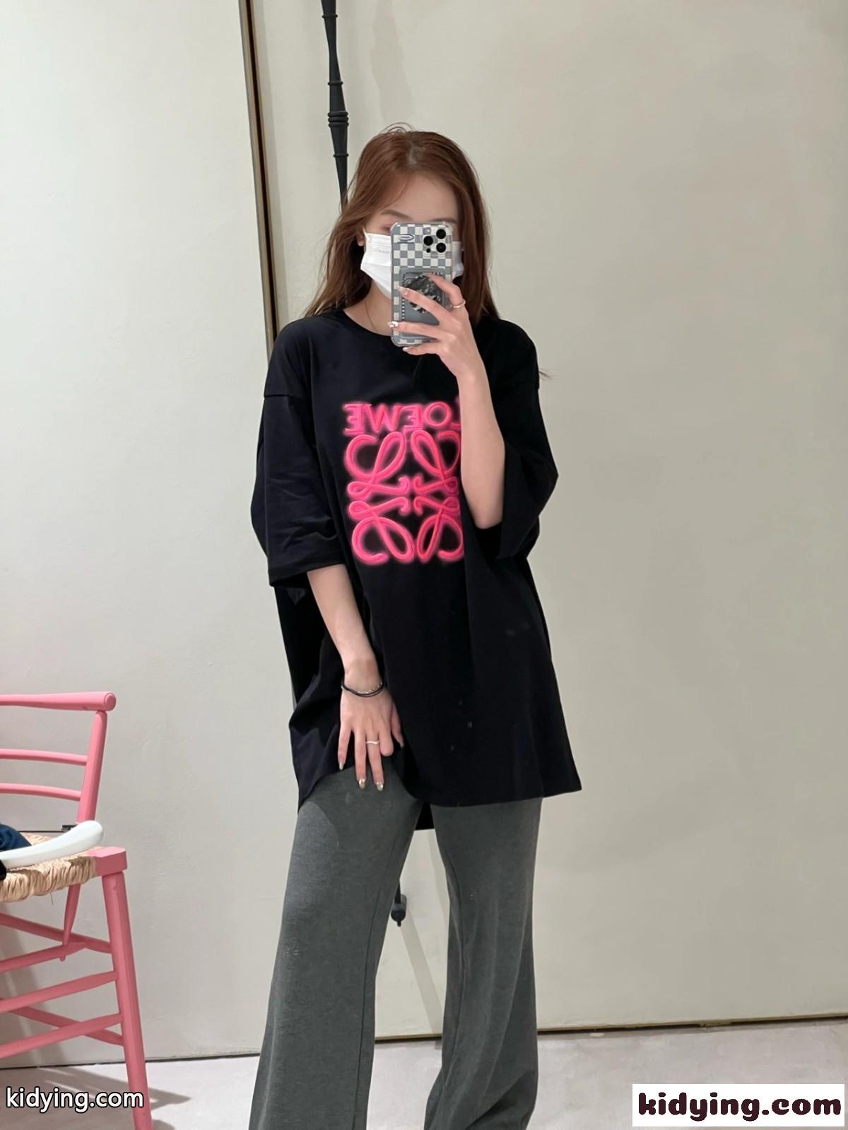 オーバーサイズ 体型カバー ユニセックス ロゴ 人気 ロエベ tシャツ コピー カジュアル おしゃれ-3