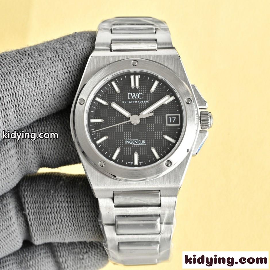 ウォッチファインダー 時計 スーパーコピー 人気 エレガント IWC ウォッチ-1