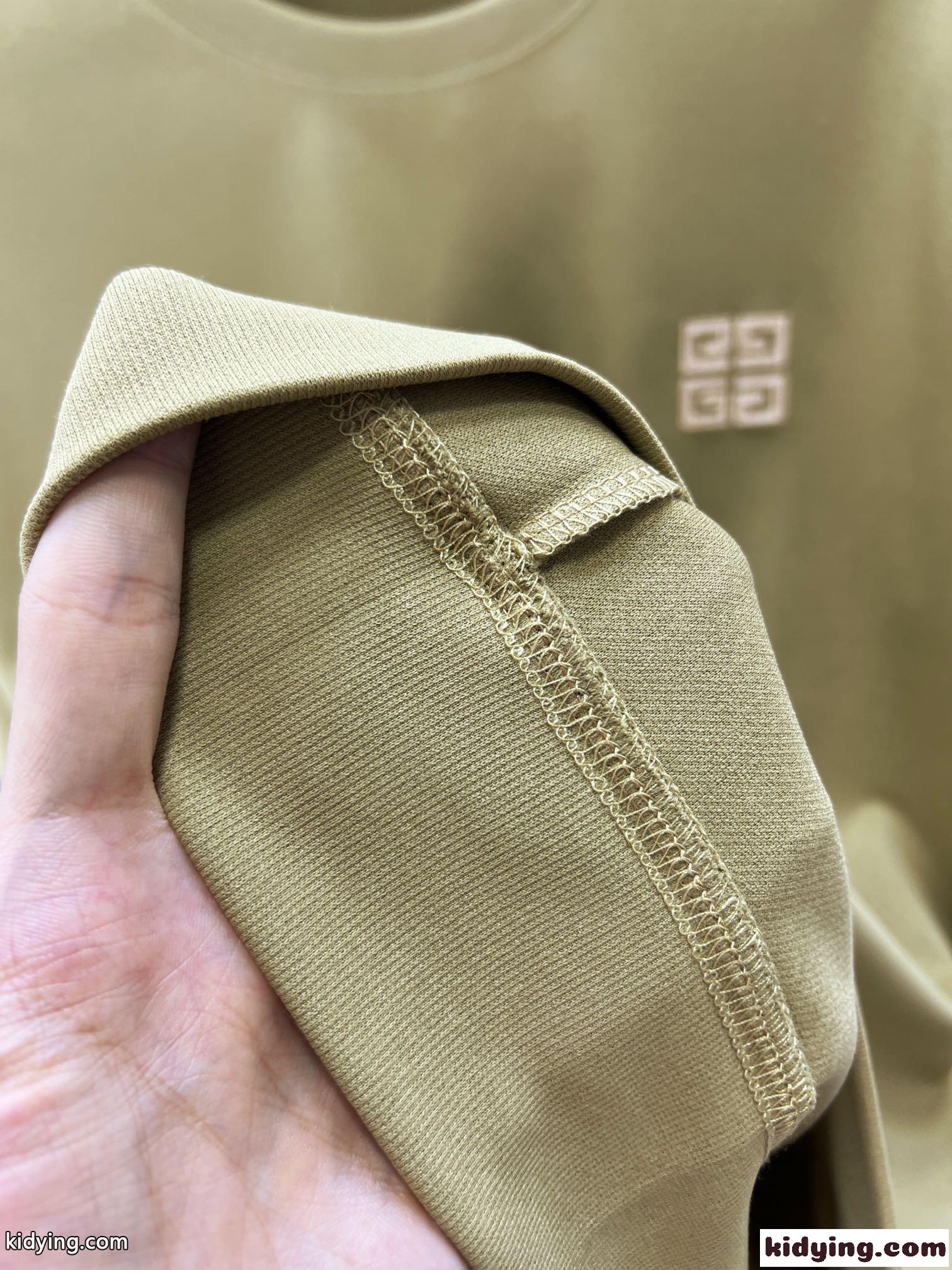 クルーネック 4G スウェットシャツ ジバンシィ Tシャツ コピー 長袖Tシャツ カーキ-4