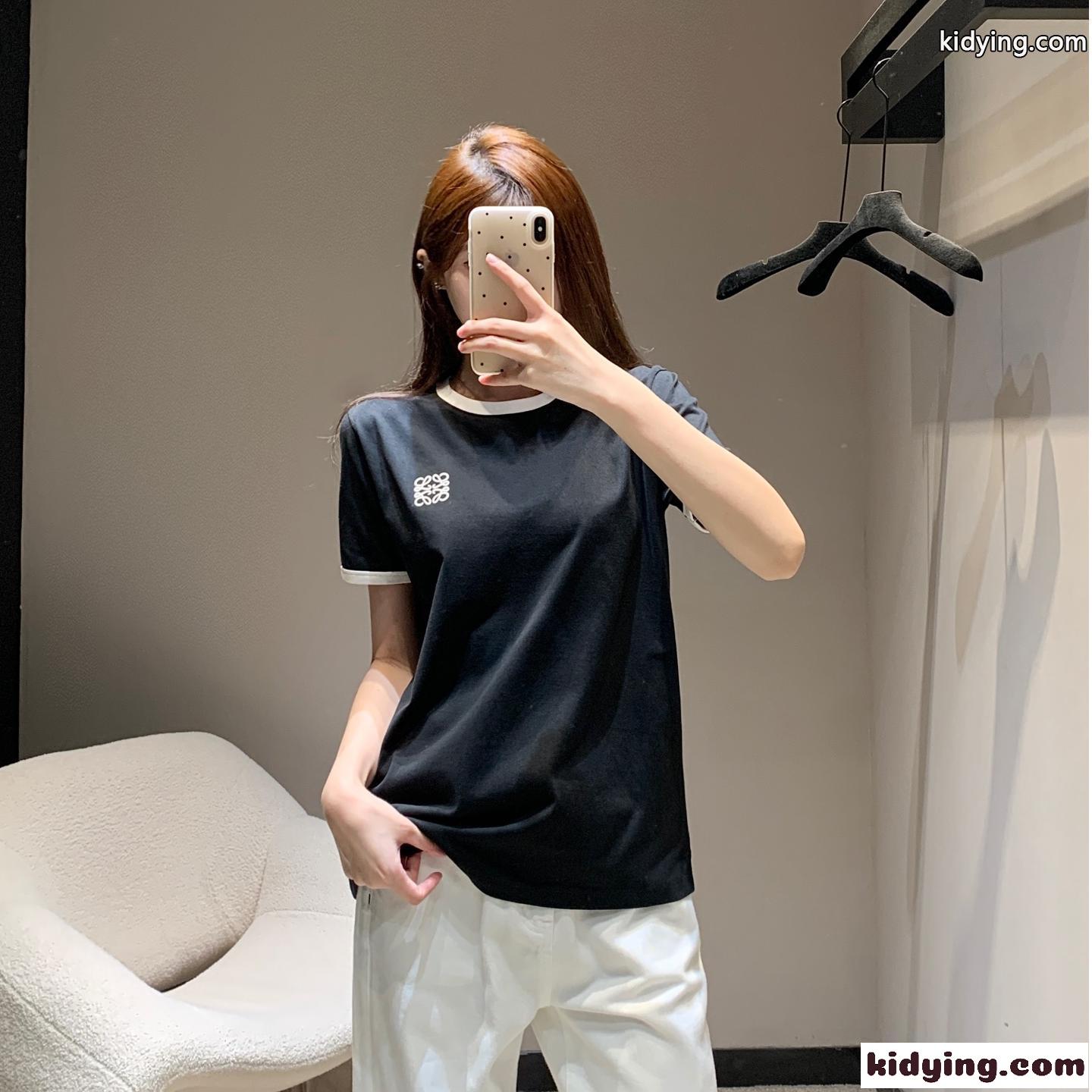 カジュアル 定番 配色 ロゴ刺繍 半袖Tシャツ ロエベ Tシャツ コピー ブラック-0